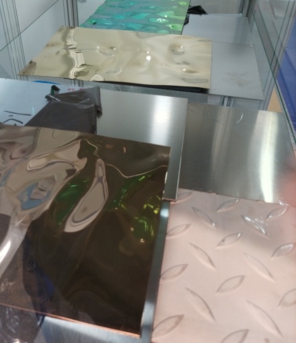 Лист нитрид титана 0,5х1000х2000 AISI 430 зеркало глянец