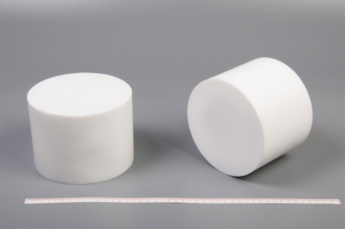 Фторопласт стержень Ф150 мм (~110 мм) пресс.